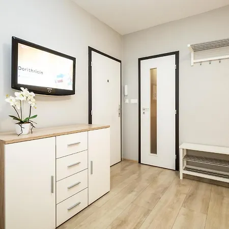 شقة Apartman أوسكادنيكا